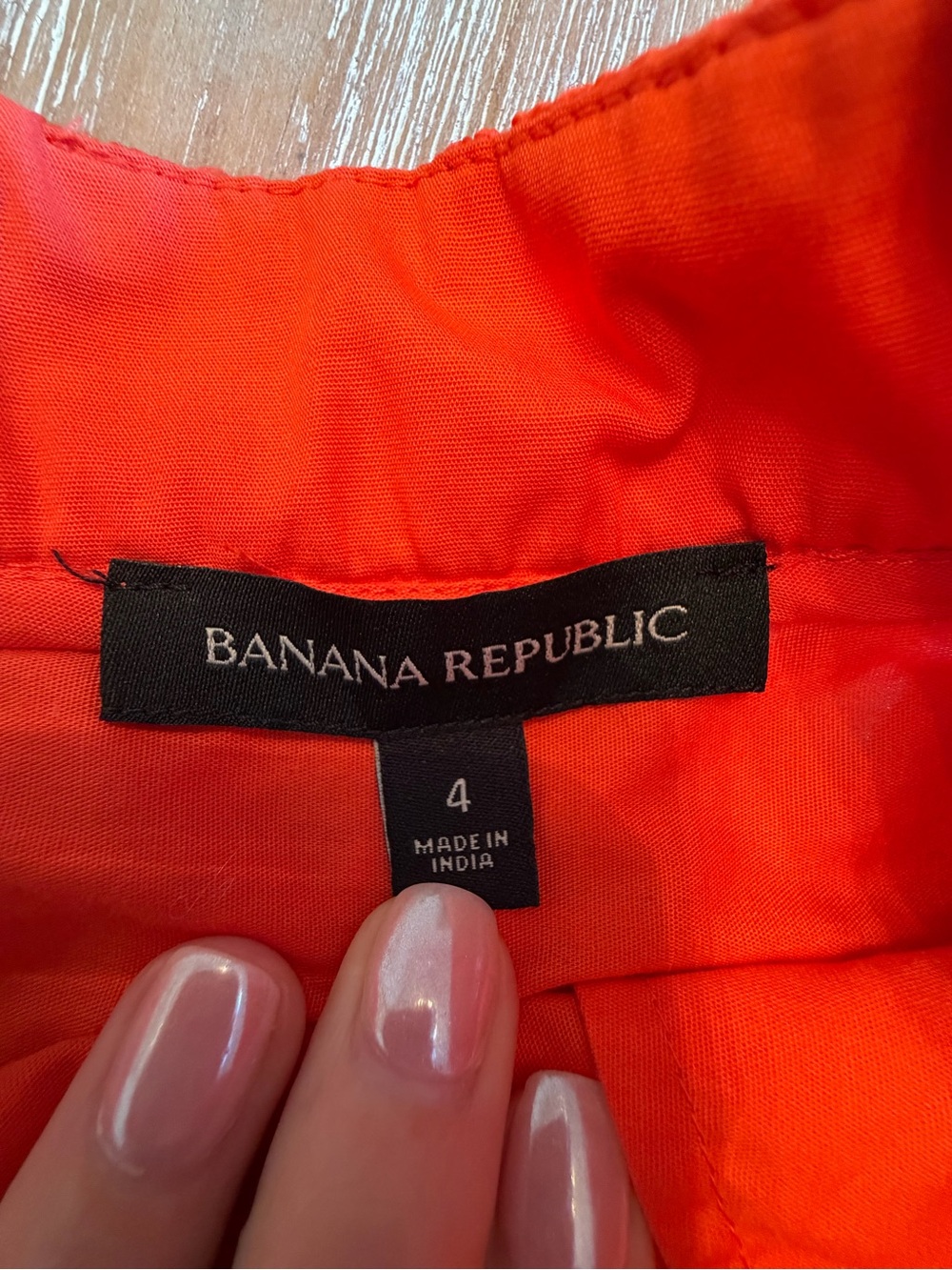 Banana Republic Red Floral Lace A-Line Skirt - Picture 2 of 4